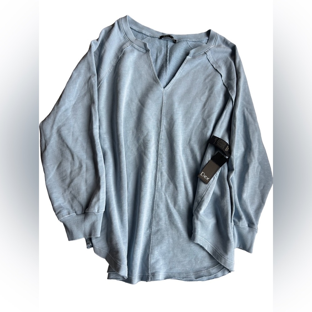 BNWT Dex Soft Blue distressed wash V-Neck Light Sweatshirt Top Plus Size 2X
